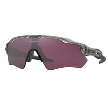 Carica l&#39;immagine nel visualizzatore di Gallery, Occhiale da Sole Oakley, Modello: 0OO9208 Colore: 920882
