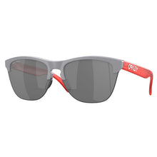 Carica l&#39;immagine nel visualizzatore di Gallery, Occhiale da Sole Oakley, Modello: 0OO9374 Colore: 52