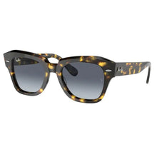 Carica l&#39;immagine nel visualizzatore di Gallery, Occhiale da Sole Ray Ban, Modello: 0RB2186 Colore: 133286