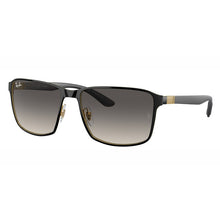 Carica l&#39;immagine nel visualizzatore di Gallery, Occhiale da Sole Ray Ban, Modello: 0RB3721 Colore: 18711