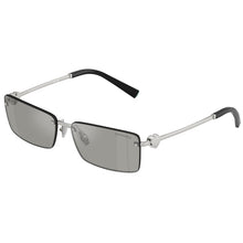 Carica l&#39;immagine nel visualizzatore di Gallery, Occhiale da Sole Tiffany, Modello: 0TF3108B Colore: 61956G