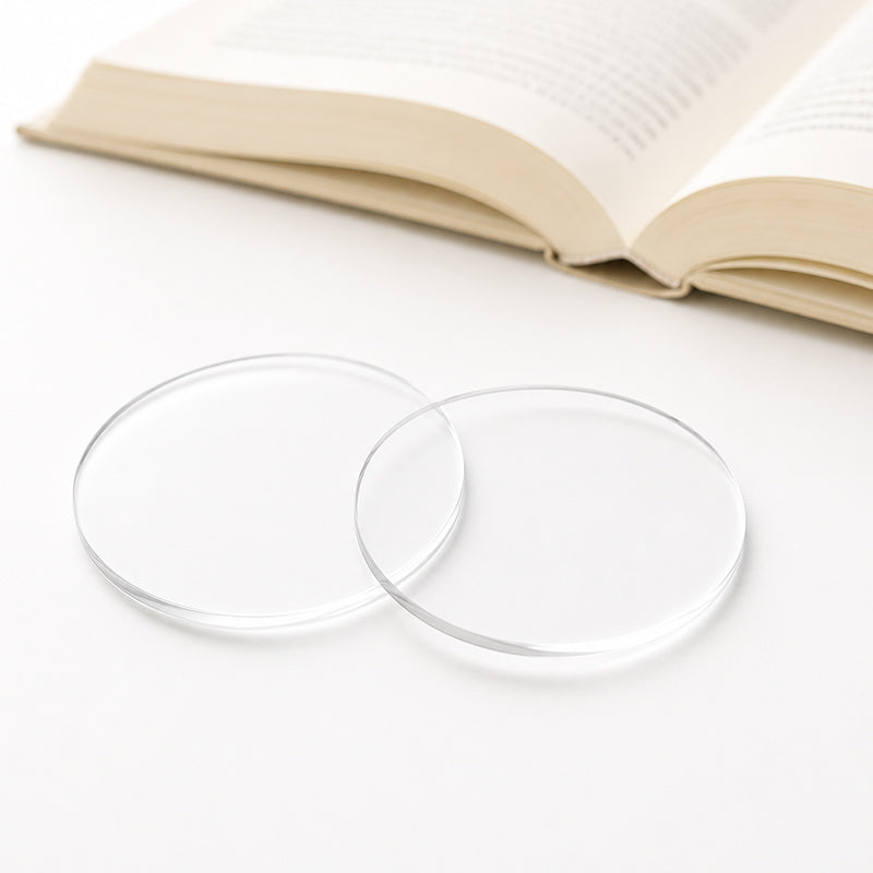 Lenti da lettura graduate per presbiopia con visione nitida da vicino, personalizzabili per qualsiasi montatura da vista.