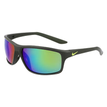 Carica l&#39;immagine nel visualizzatore di Gallery, Occhiale da Sole Nike, Modello: DV2155 Colore: 355