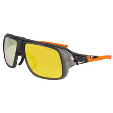 Carica l&#39;immagine nel visualizzatore di Gallery, Occhiale da Sole Nike, Modello: EV24001 Colore: 060