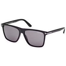 Carica l&#39;immagine nel visualizzatore di Gallery, Occhiale da Sole TomFord, Modello: FT0832 Colore: 01D