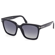 Carica l&#39;immagine nel visualizzatore di Gallery, Occhiale da Sole TomFord, Modello: FT0952 Colore: 01D