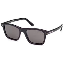 Carica l&#39;immagine nel visualizzatore di Gallery, Occhiale da Sole TomFord, Modello: FT1179 Colore: 01D