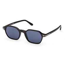 Carica l&#39;immagine nel visualizzatore di Gallery, Occhiale da Sole TomFord, Modello: FT1301 Colore: 01V
