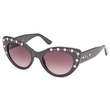 Carica l&#39;immagine nel visualizzatore di Gallery, Occhiale da Sole Guess, Modello: GU00163 Colore: 20F