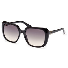 Carica l&#39;immagine nel visualizzatore di Gallery, Occhiale da Sole Guess, Modello: GU7863 Colore: 01B