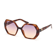 Carica l&#39;immagine nel visualizzatore di Gallery, Occhiale da Sole Guess, Modello: GU7879 Colore: 53Z