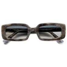 Carica l&#39;immagine nel visualizzatore di Gallery, Occhiale da Sole Etnia Barcelona, Modello: Naxos Colore: GY