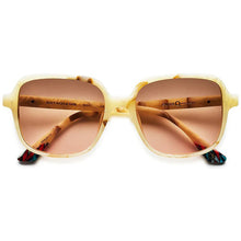 Carica l&#39;immagine nel visualizzatore di Gallery, Occhiale da Sole Etnia Barcelona, Modello: RaffaellaSUN Colore: WH