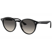 Carica l&#39;immagine nel visualizzatore di Gallery, Occhiale da Sole Ray Ban, Modello: RB2180 Colore: 60111