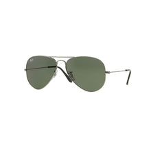 Carica l&#39;immagine nel visualizzatore di Gallery, Occhiale da Sole Ray Ban, Modello: RB3025 Colore: W0879